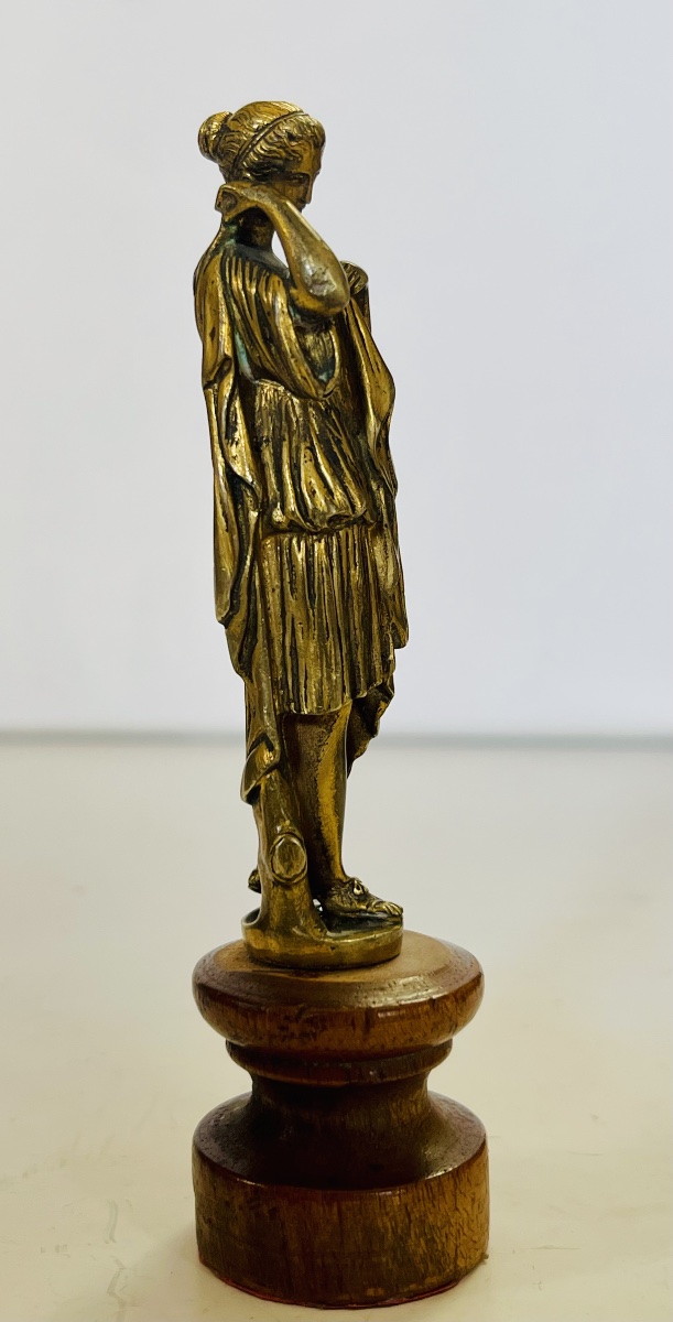 Diane De Gobies Seal -photo-2